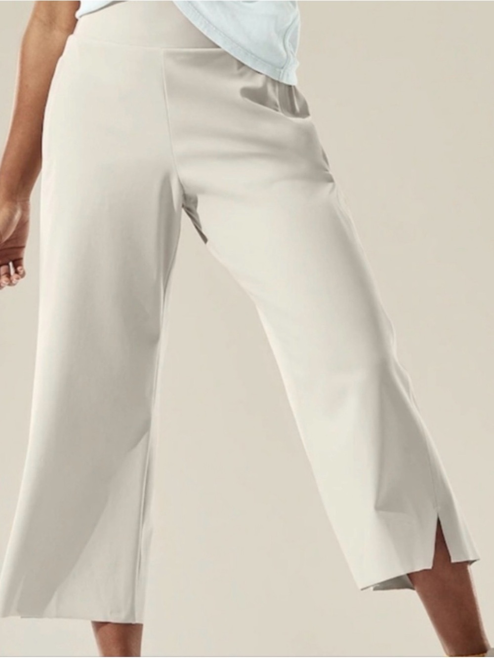 Athleta Wide-Leg Cosmic Cropped Pants in Light Cream Size Large